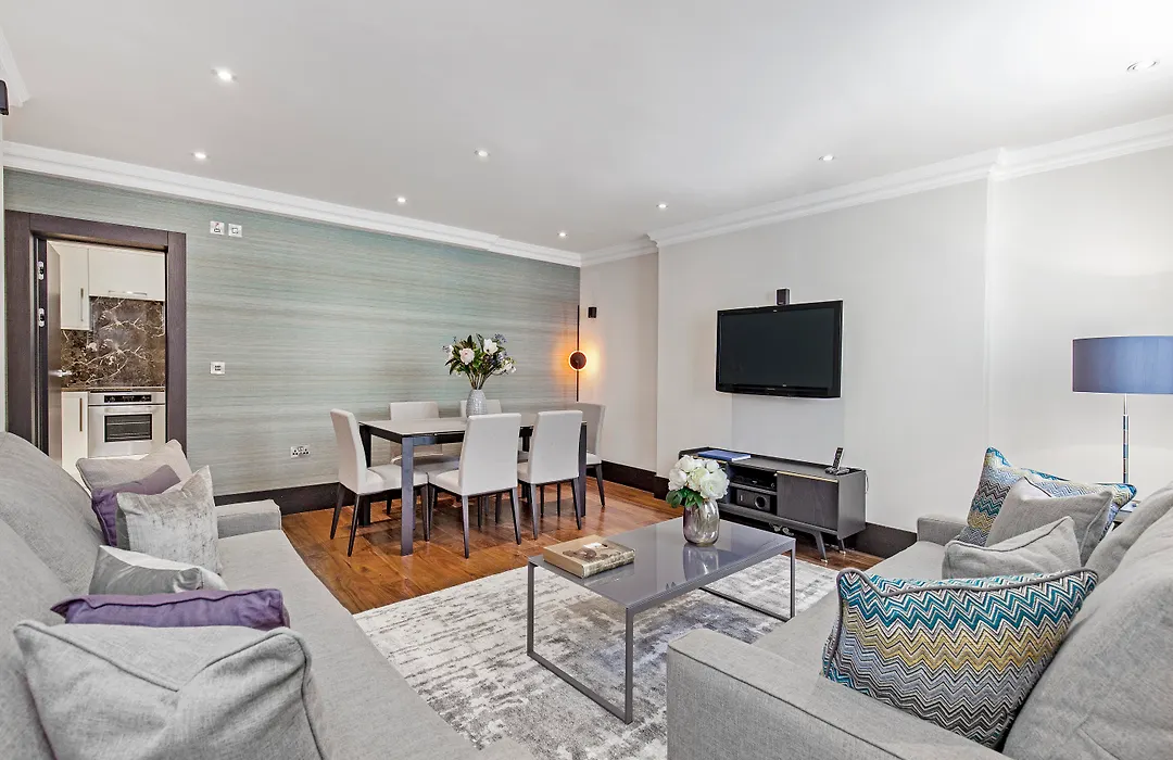 130 Queen'S Gate Apartments-1